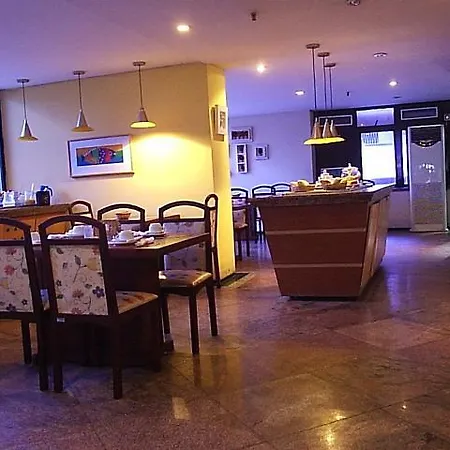 Apartamento Beira Mar 405